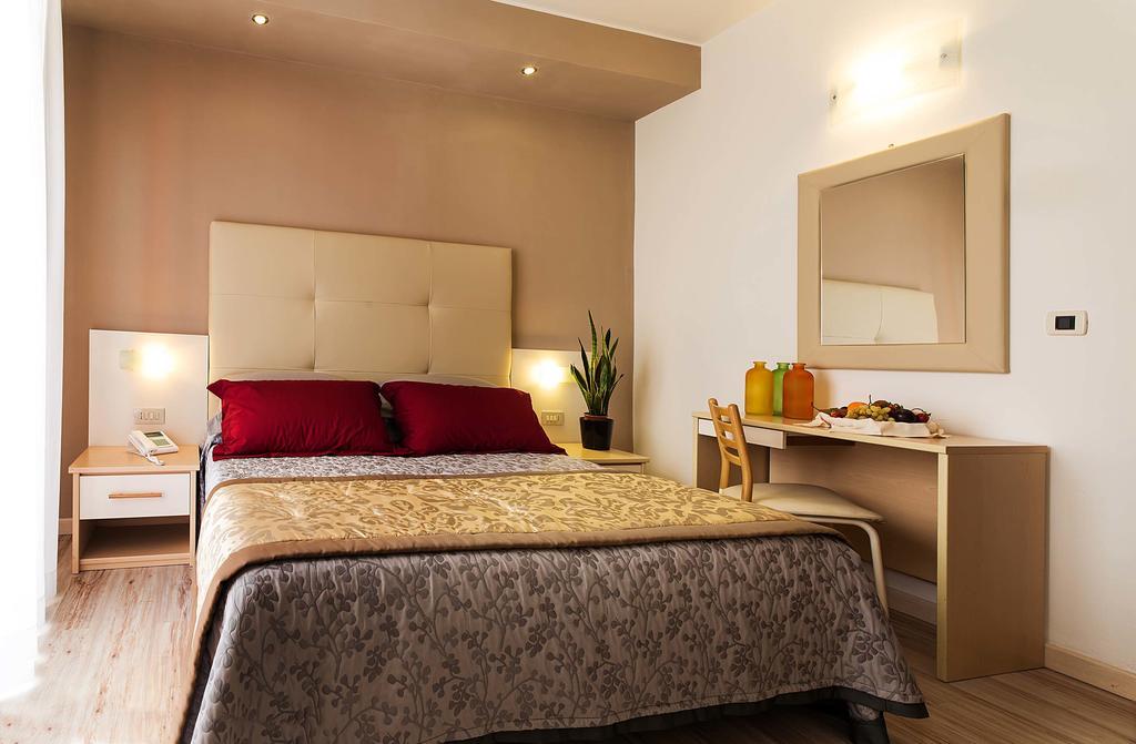 Hotel Torino Lido di Jesolo Zewnętrze zdjęcie