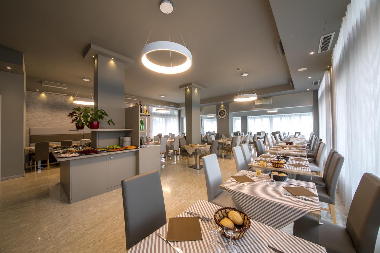 Hotel Torino Lido di Jesolo Zewnętrze zdjęcie
